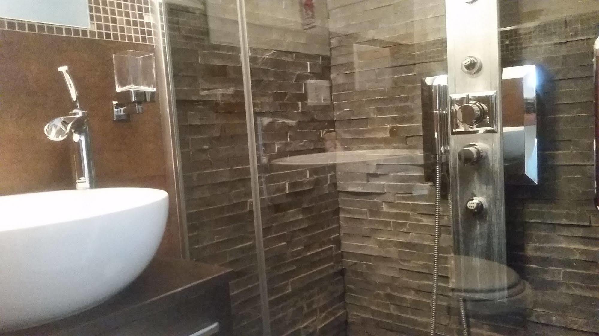 Esedra Relais Hotel Рим Екстериор снимка